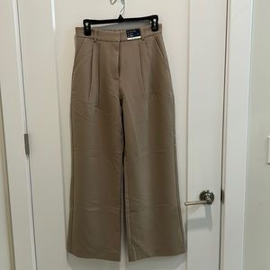 Abercrombie NWT Sloane tailored light brown pant - curve love